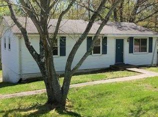 2069 Seven Mile Ferry Rd, Clarksville, TN 37040