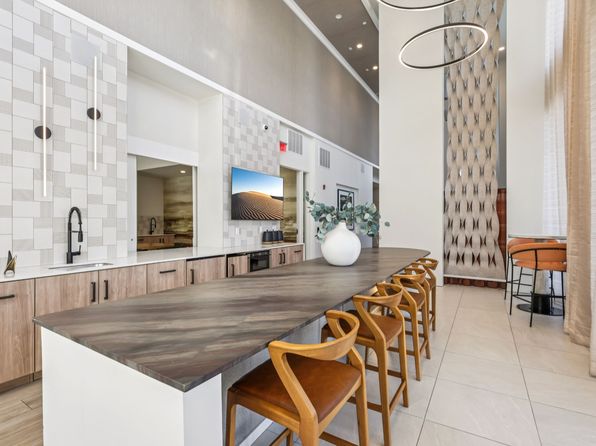 1137 Westchester Ave #2414