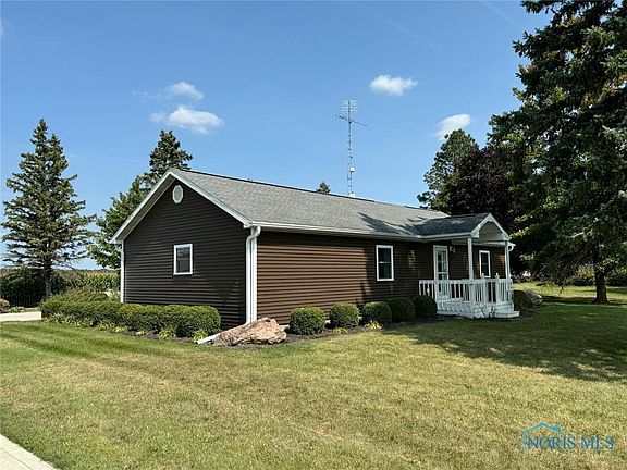 2nd image of 2927 County Road L