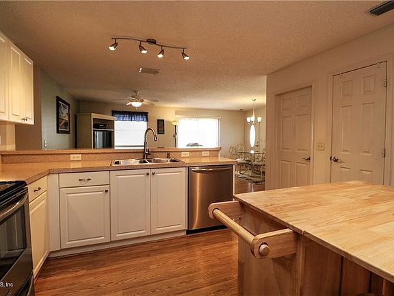 5th image of 17390 SE 78th Draughton Ct