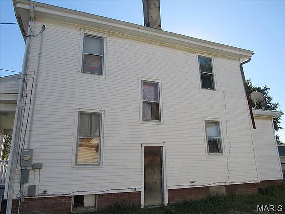 3rd image of 615 W Lafayette Ave