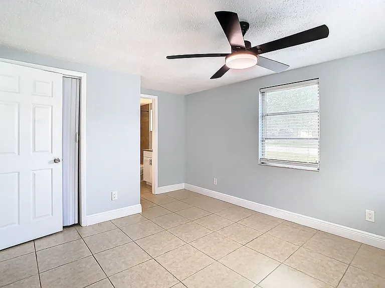 1525 Swordbill Dr — Photo 16