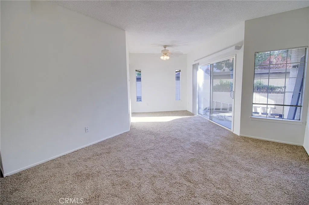 2 bed, 848 sqft, $1,800 — Photo 4