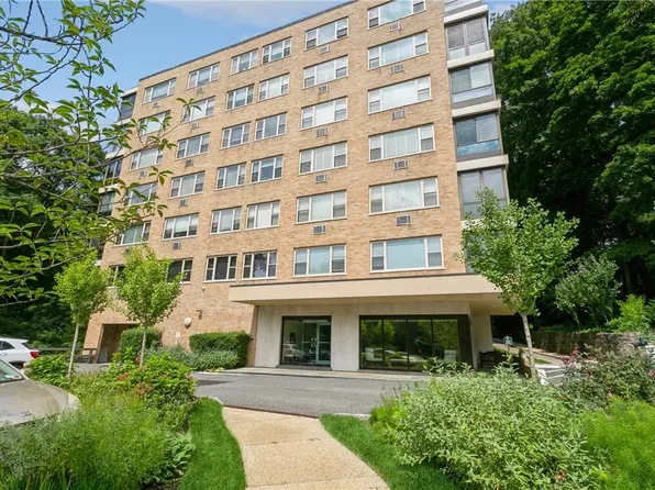 72 Pondfield Road W #4H, Bronxville, NY 10708