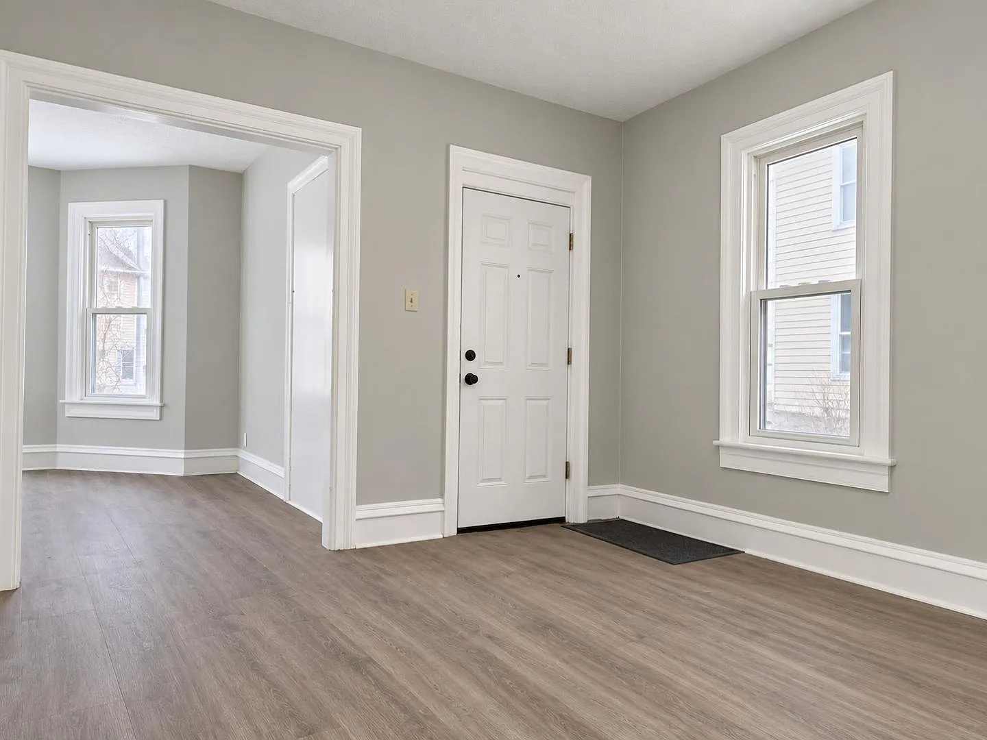 320 Crosby St — Photo 3