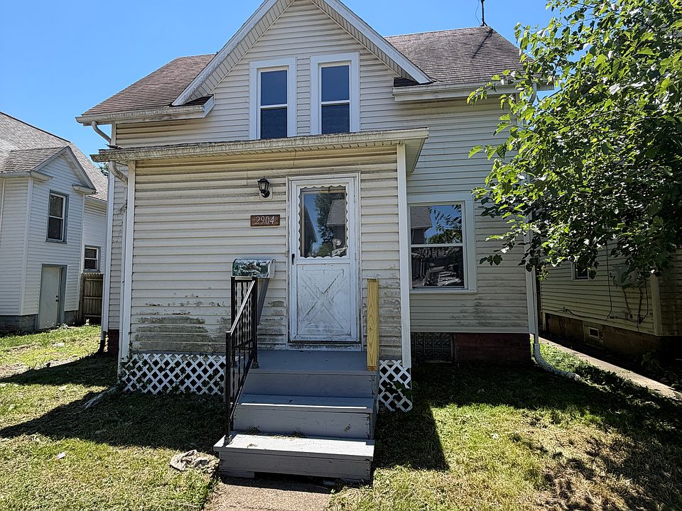 1st image of 2904 4th St NW