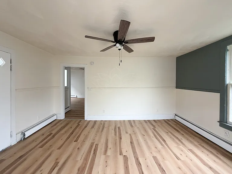 59 Spencer Ave — Photo 2