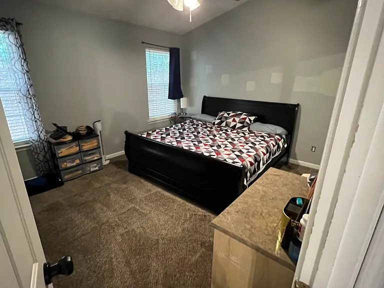 106 Trafalgar Ct — Photo 13