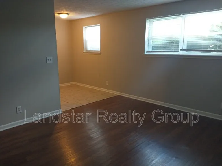 7320 Six Mile Ln #2 — Photo 5
