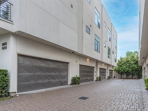 5th image of 1004 California St Unit 402
