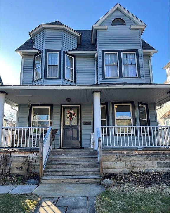 1st image of 1228 W Clifton Blvd
