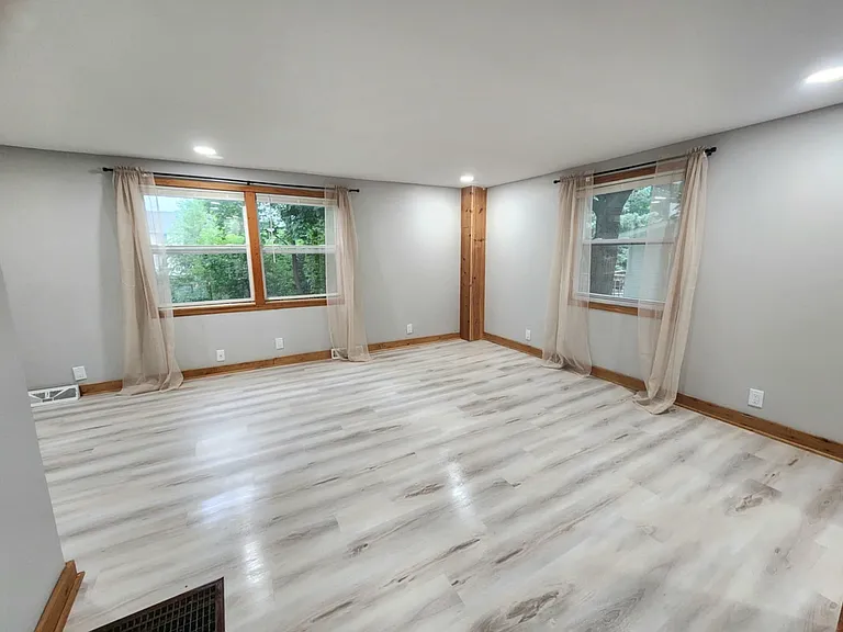 1217 Garden Ave — Photo 4