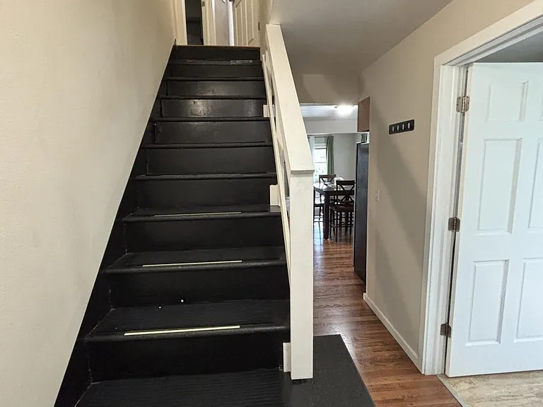 230 N 10th Ave — Photo 11