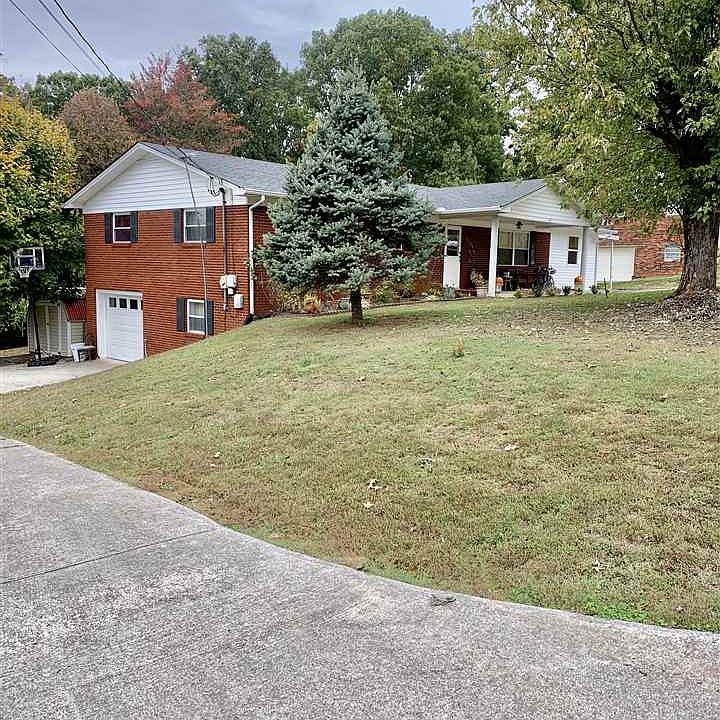 1st image of 3322 Deena Cir