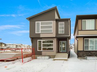 31 Eton Line, Spruce Grove, AB T7X 4A9