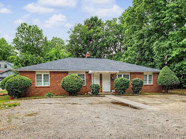 2217 Garden Pl, Raleigh, NC 27607