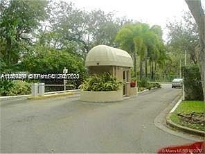 3rd image of 780 NE 69th St APT 1406