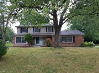 20932 Eastfarm Ln, Northville, MI 48167