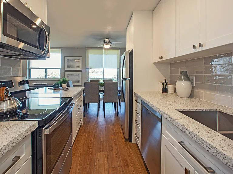 125 Forsythe St — Photo 1