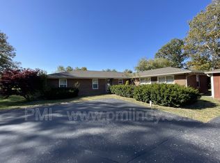 8980 Cooper Rd, Zionsville, IN 46077