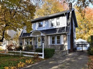 2991 Edgehill Rd, Cleveland Heights, OH 44118