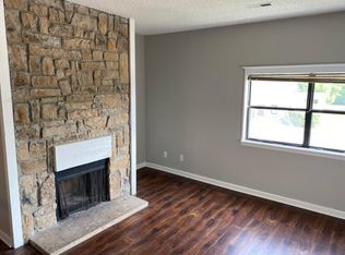 1446 Westbrooke St #1446, Lawrence, KS 66049