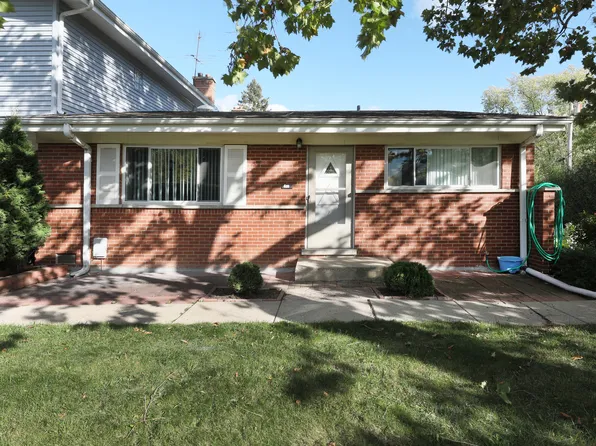 400 Glendale Rd #400, Glenview, IL 60025