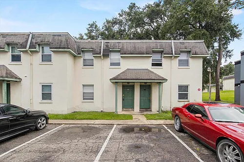 2325 W Pensacola St Photo 1