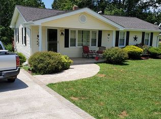 371 Hayfield Rd, Hillsville, VA 24343