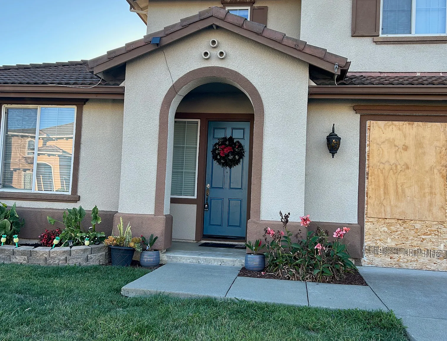 1 bed, 3000 sqft, $1,000 — Photo 2