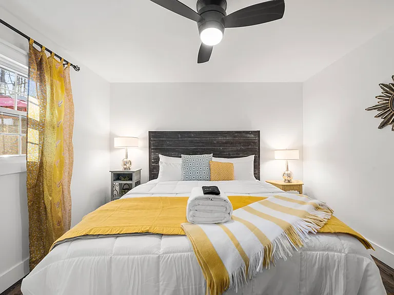 235 Royal Pines Dr — Photo 24