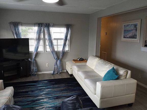 5th image of 2505 E Bay Dr #178