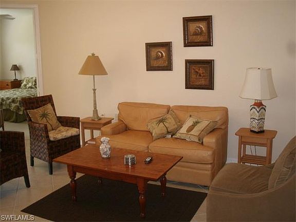 4th image of 4655 Hawks Nest Way #O-103