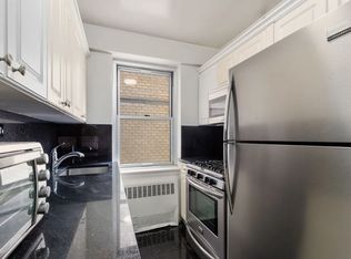 300 E 46th St APT 8J, New York, NY 10017