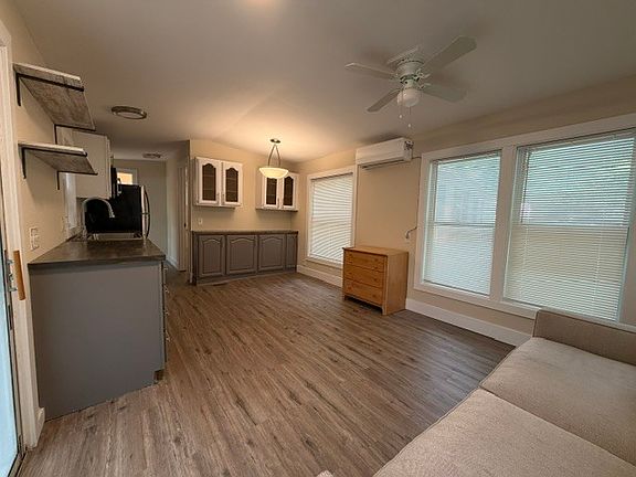 4th image of 2795 E 28th Rd Lot 450
