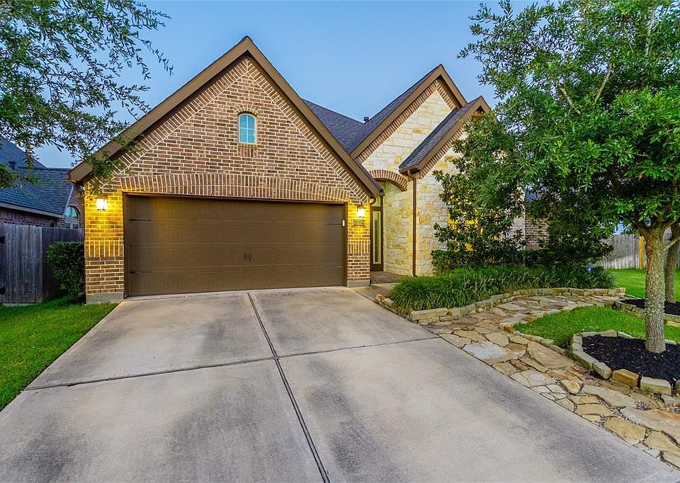 1st image of 28706 Havenport Dr