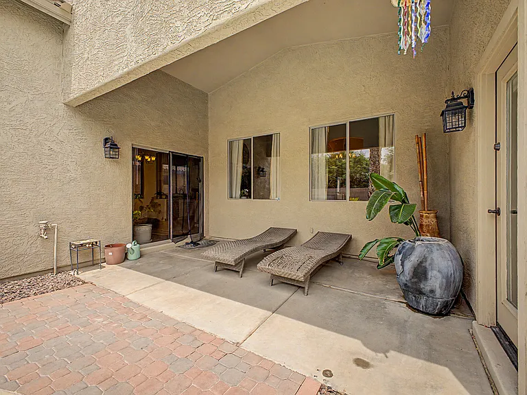 12867 W Segovia Dr — Photo 30