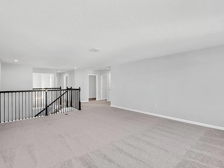 Upstairs Bonus / Family Room