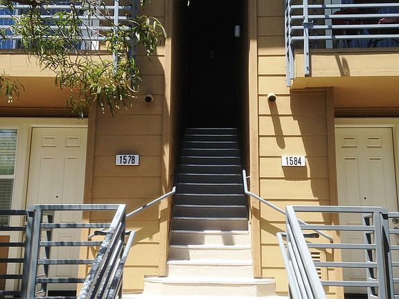 2nd image of 1580 Chandler St #130