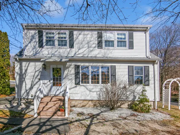 664 Bartholomew Road, Middletown, CT 06457