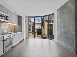 55 Lagrange St #1010, Boston, MA 02116
