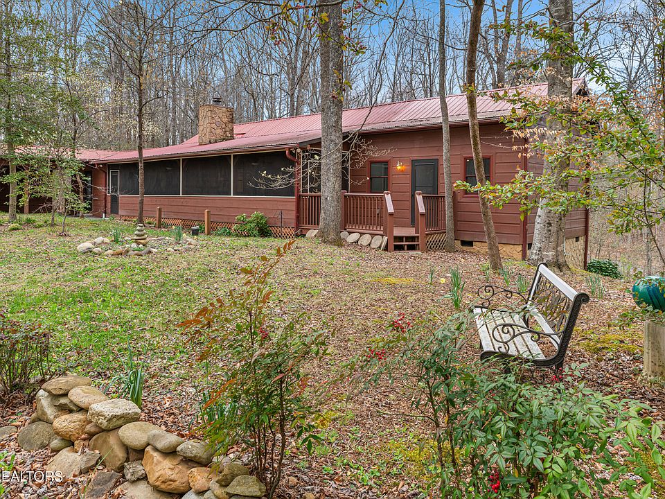 1st image of 3820 Saddle Brook Way