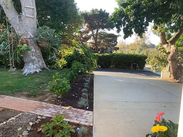 2555 Ardath Rd #B — Photo 8
