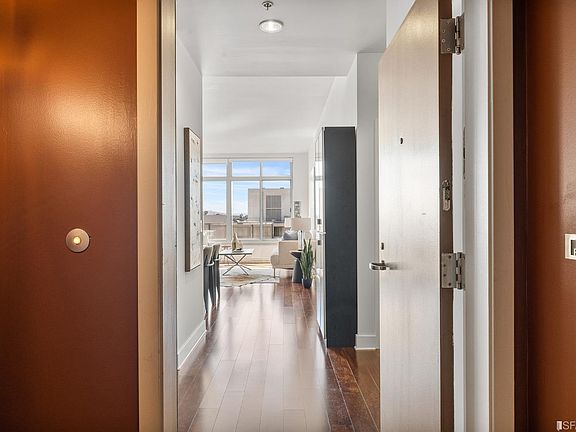 2nd image of 1310 Fillmore St #Penthouse 1c