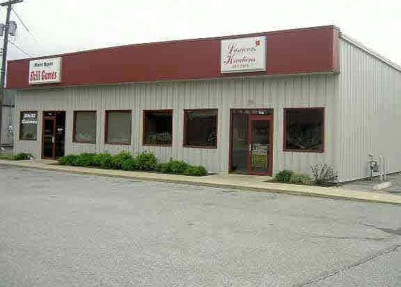 2nd image of 1256 E Main St