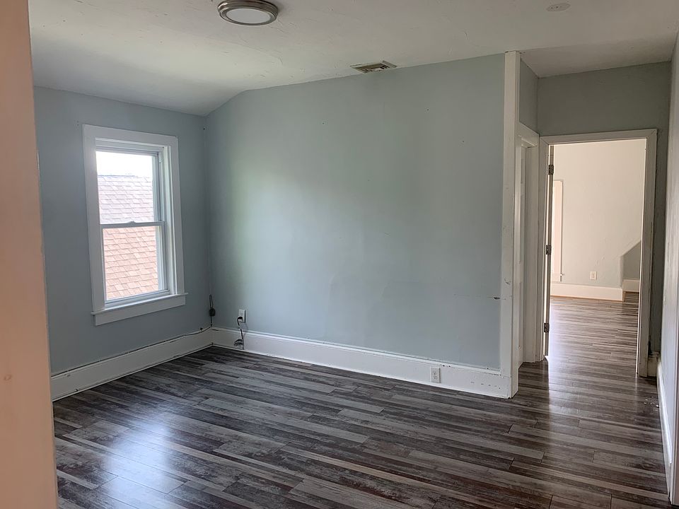 2nd image of 4 Millett St #3
