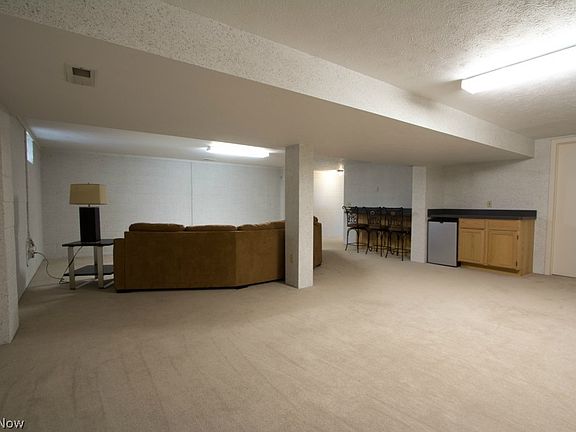 5th image of 6930 S Camelot Ct
