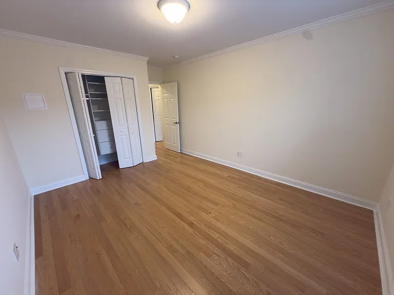 138 Sherman Rd — Photo 18