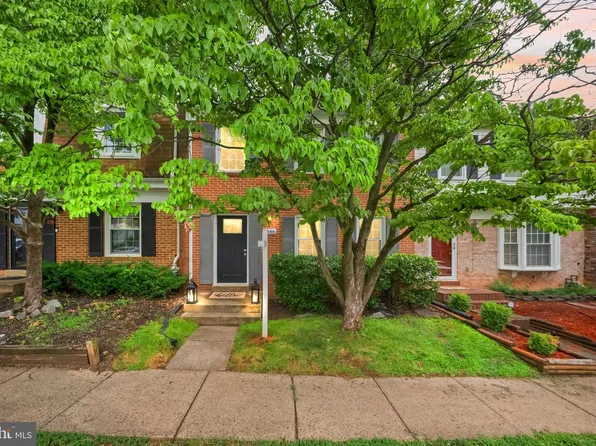 5546 Kendrick Ln, Burke, VA 22015