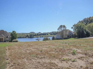 111 Gogeyi Trl, Vonore, TN 37885